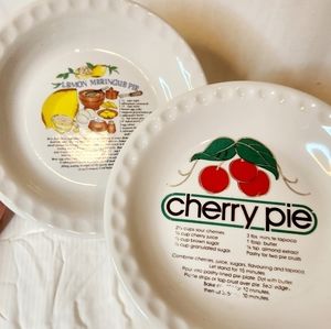 Pie plates set of 2